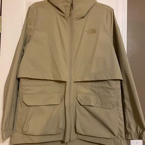 Women’s Large The North Face Sightseer Jacket. EUC Barely Worn